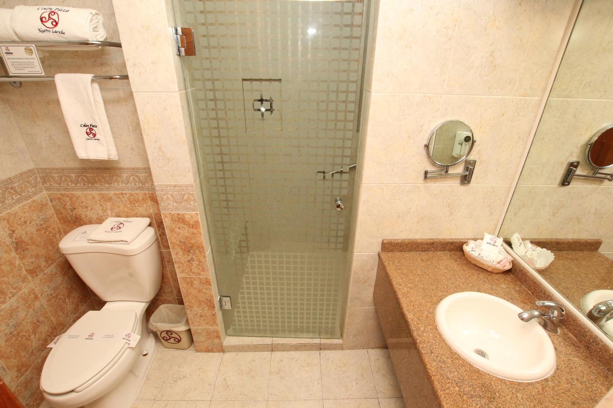 Hotel Colon Plaza Business Class Nuevo Laredo Exterior photo